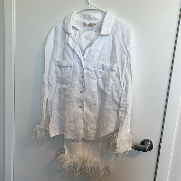 The Robe White Feather Pajamas - Picture 4 of 6